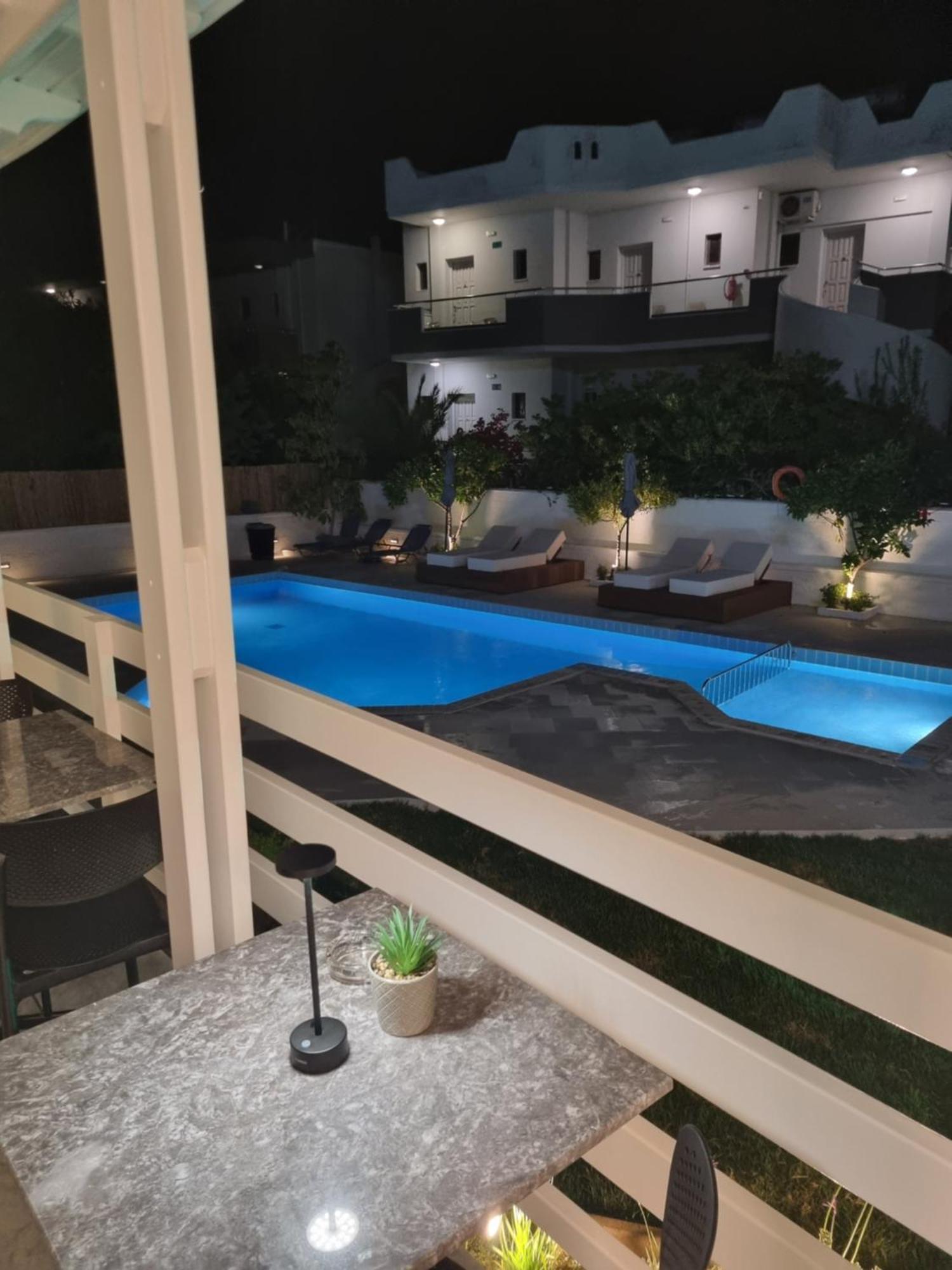 Eloque Simple Living Space Като-Дарацо Екстер'єр фото