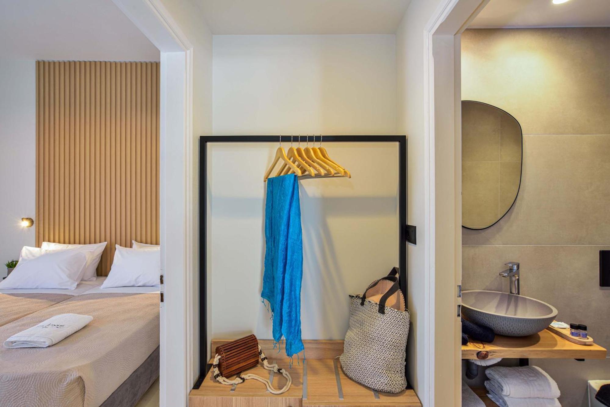 Eloque Simple Living Space Като-Дарацо Екстер'єр фото