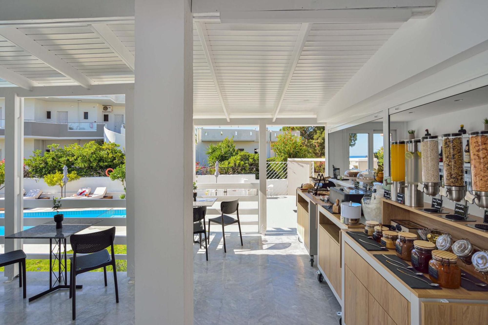 Eloque Simple Living Space Като-Дарацо Екстер'єр фото