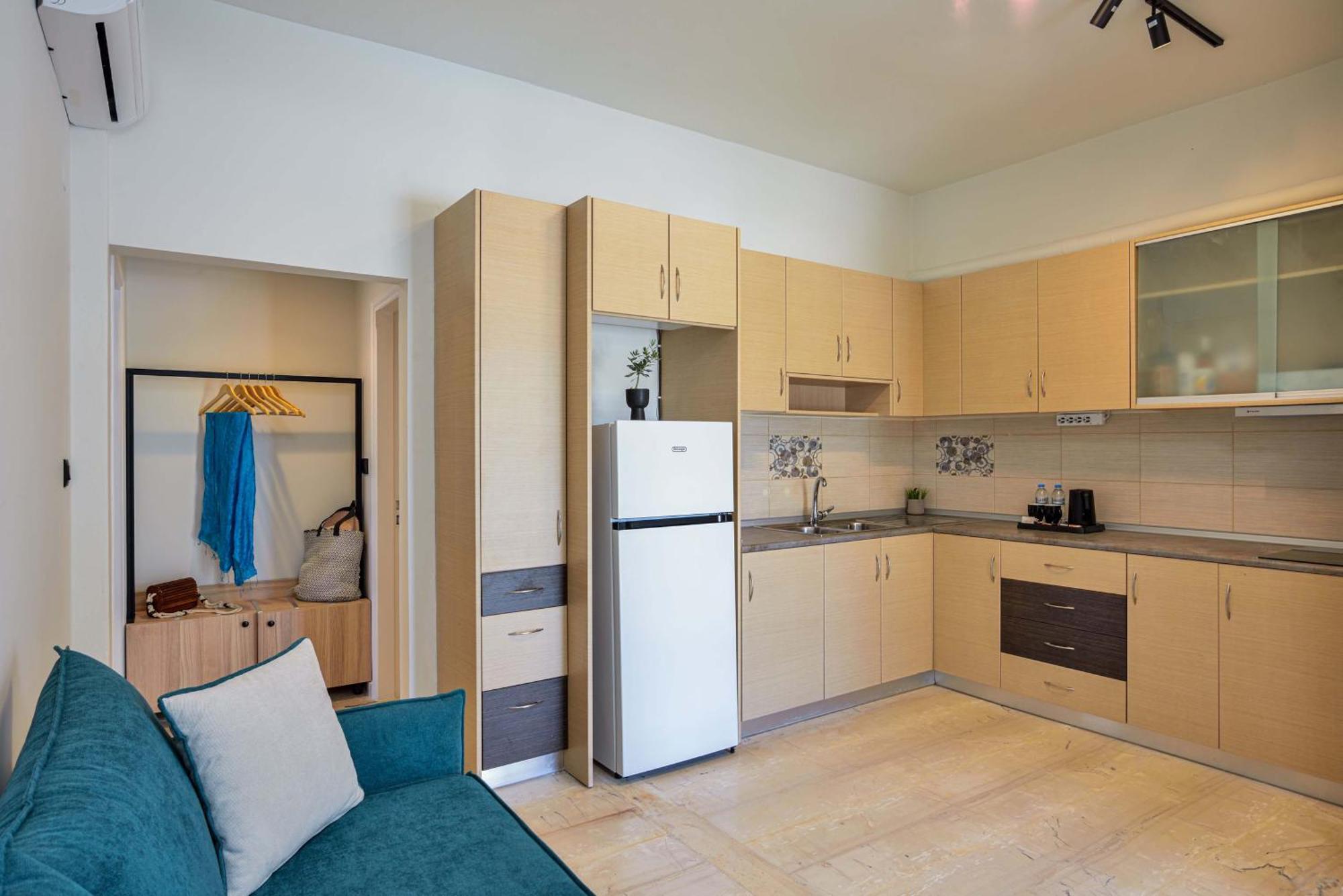 Eloque Simple Living Space Като-Дарацо Екстер'єр фото